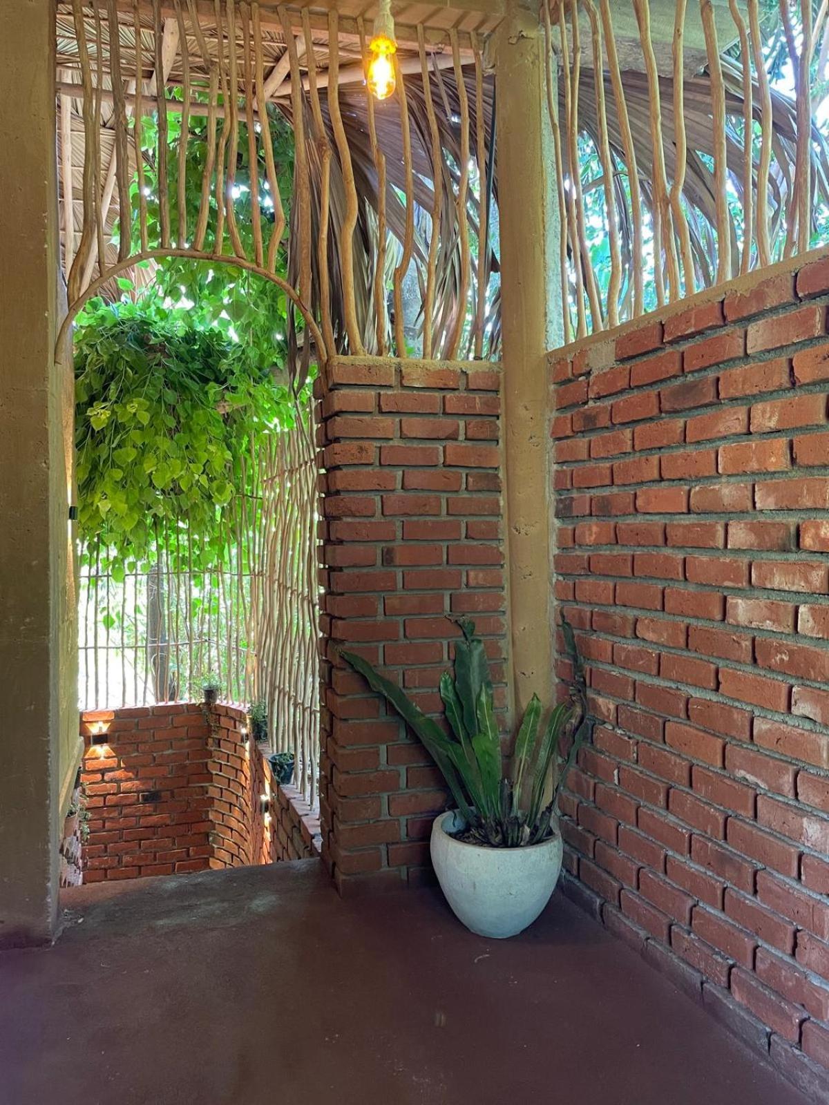 Wood Palace Ella Ngoại thất bức ảnh