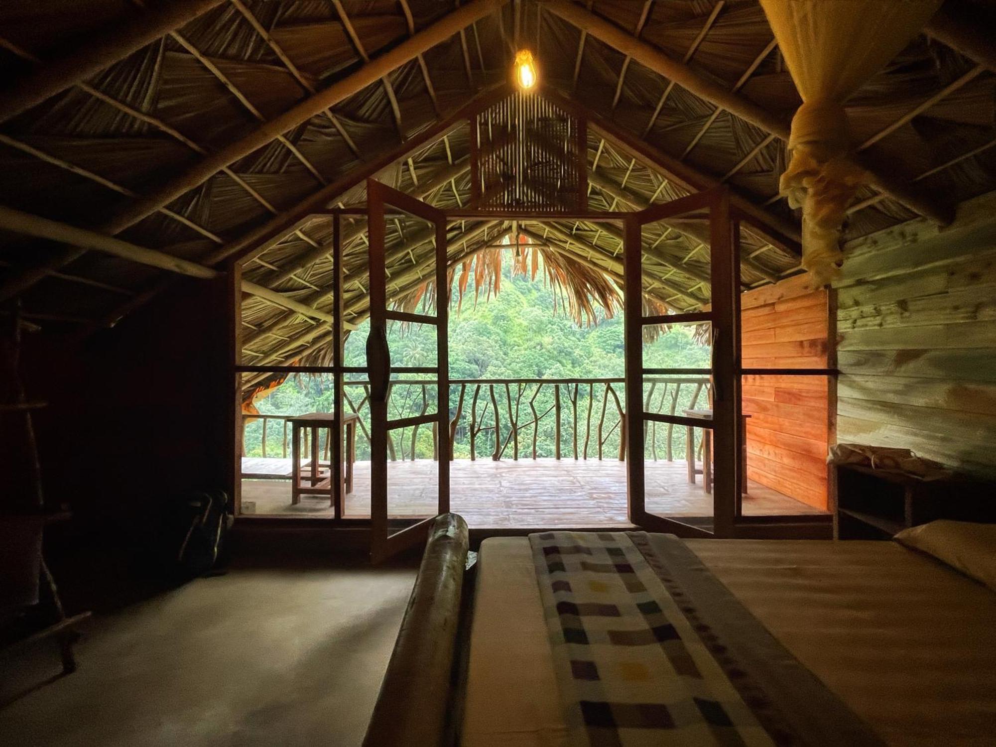 Wood Palace Ella Ngoại thất bức ảnh
