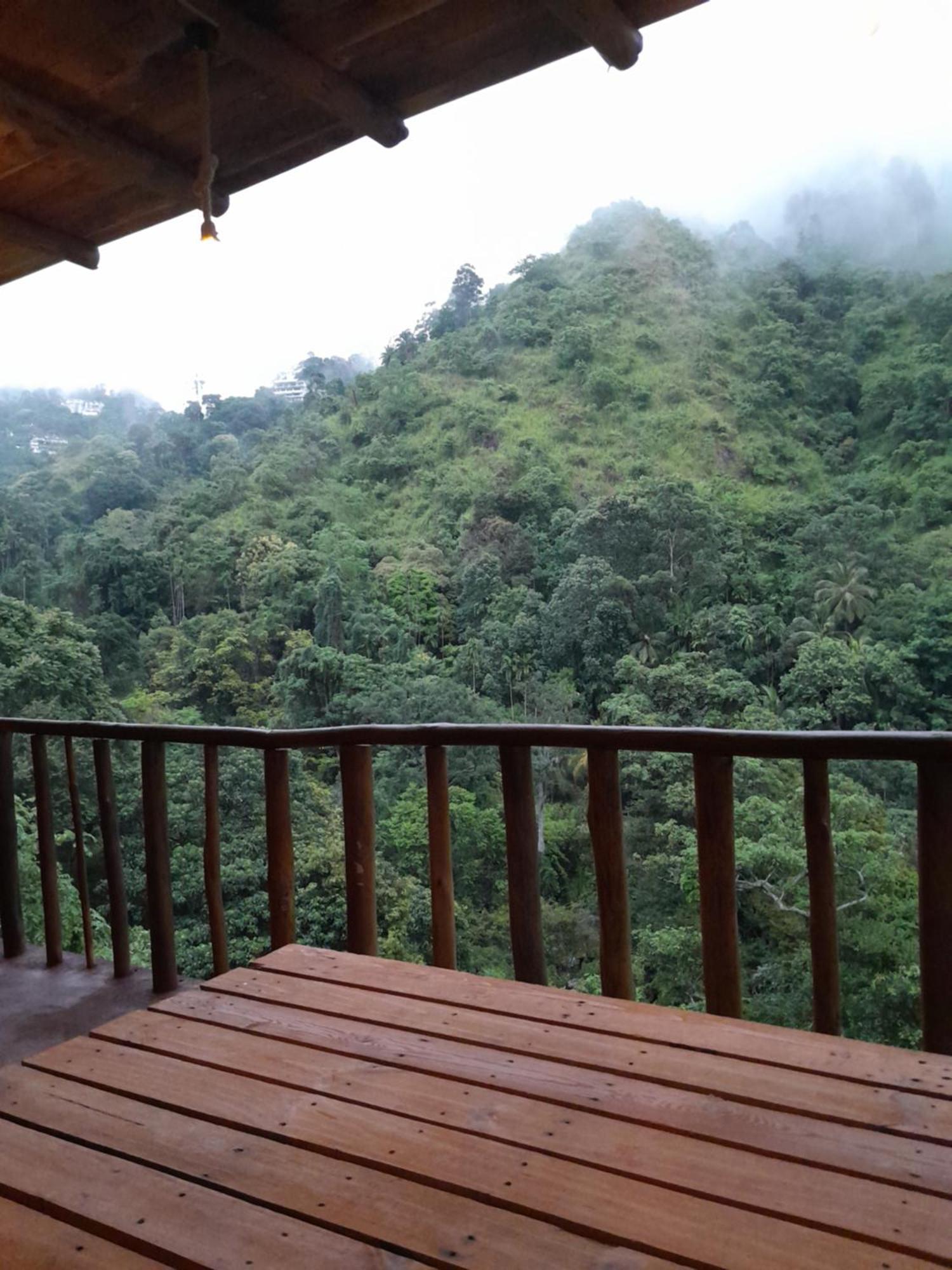 Wood Palace Ella Ngoại thất bức ảnh