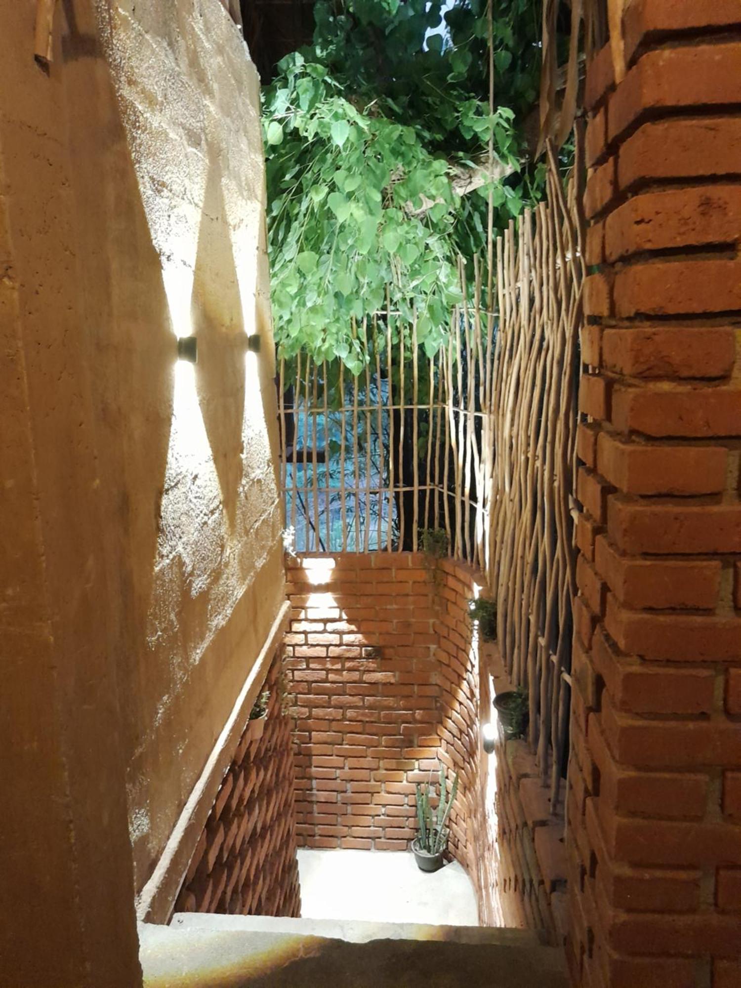 Wood Palace Ella Ngoại thất bức ảnh